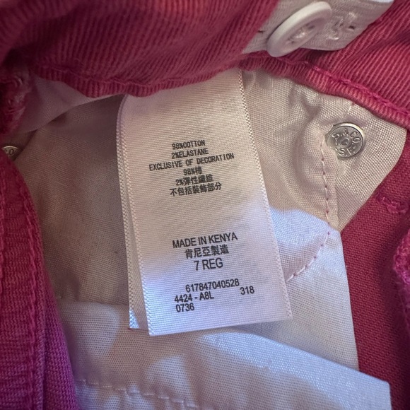 3/$20 bundle deal!!!!! Levi's Bold Pink Super Skinny Jeans - Picture 4 of 4